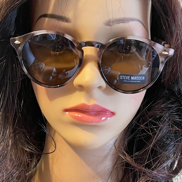 STEVE MADDEN Bristol Sunglasses 52-20-147 %100 UV Proction Unisex - Picture 1 of 12